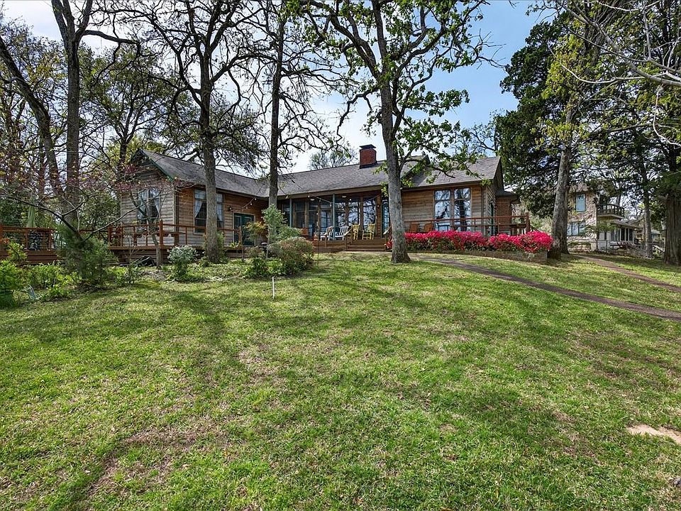 1st image of 125 Lark Dr