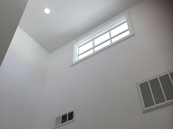 4th image of 288 S Oakland Ave Unit 212