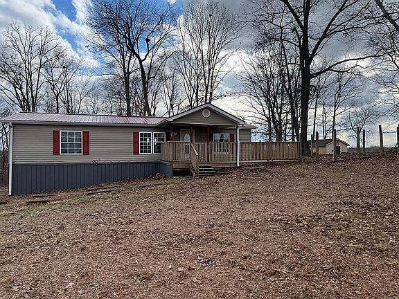 2nd image of 367 Blueberry Ln