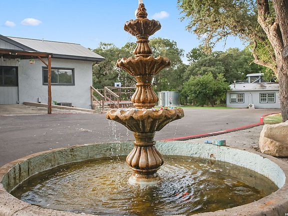 4th image of 319 LOS INDIOS RD