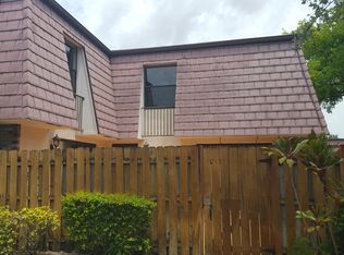 7584 Courtyard Run E, Boca Raton, FL 33433