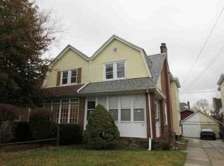 321 W Mowry St, Chester, PA 19013