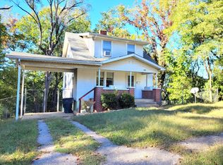 901 Mountain View Ter SW, Roanoke, VA 24015
