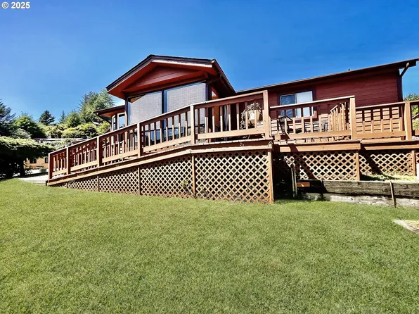 19921 Whaleshead Rd #I3, Brookings, OR 97415