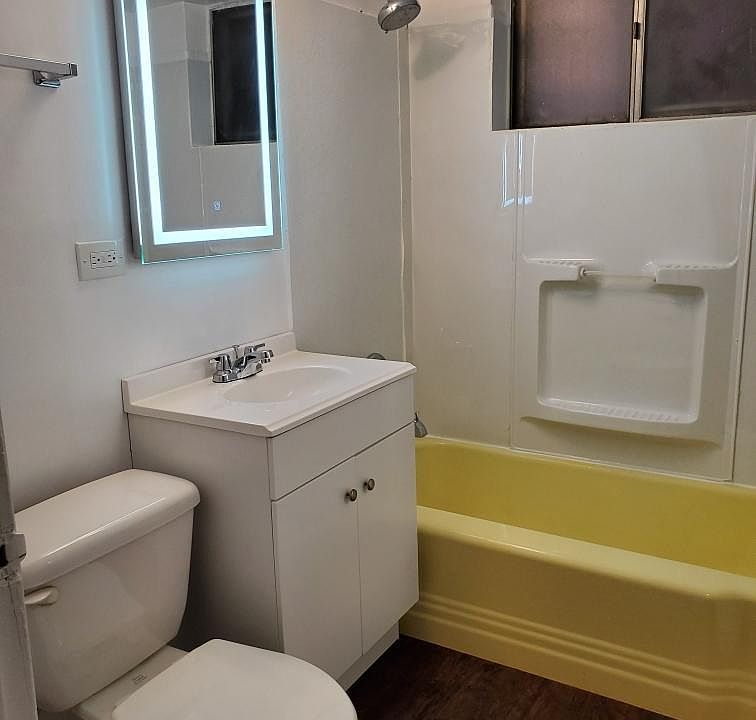 2nd image of 6048 W Pershing Rd #1