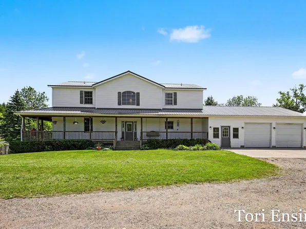 4654 W Woods Rd, Sidney, MI 48885