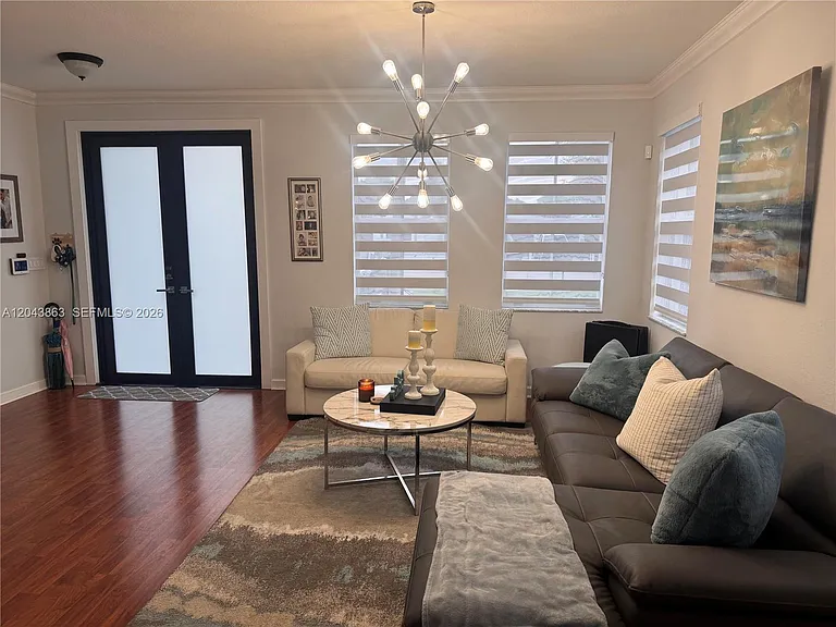 15376 SW 13th Ter — Photo 4
