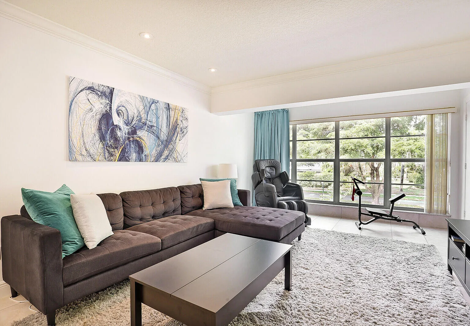 2 bed, 2.0 bath, 1167 sqft, $2,250 — Photo 3
