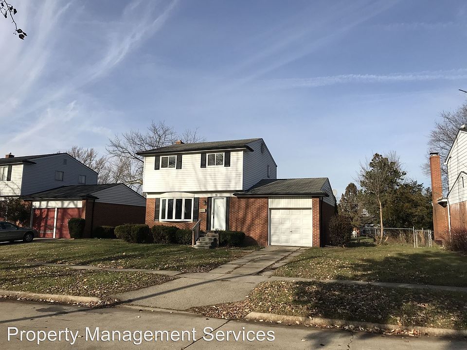 1st image of 40 Mulligan Dr