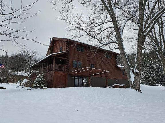 5th image of 4 Beckenwood Dr