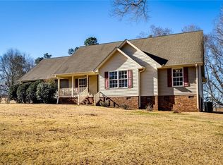 123 Boxwood Ln, Anderson, SC 29621
