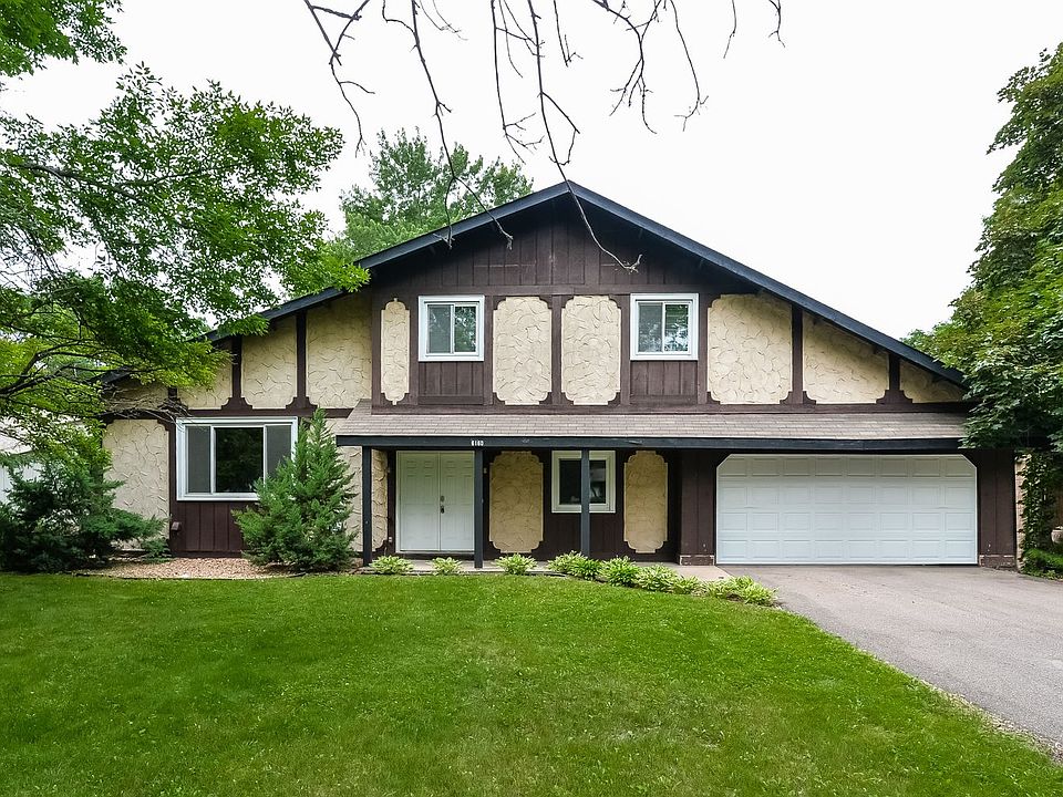 1st image of 6160 Briardale Ct NE