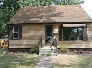 835 Seymour St, Reedsburg, WI 53959
