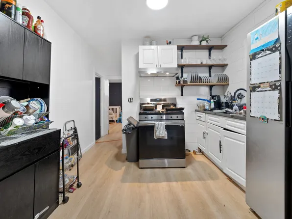 31-29 100th Street image 7 of 27