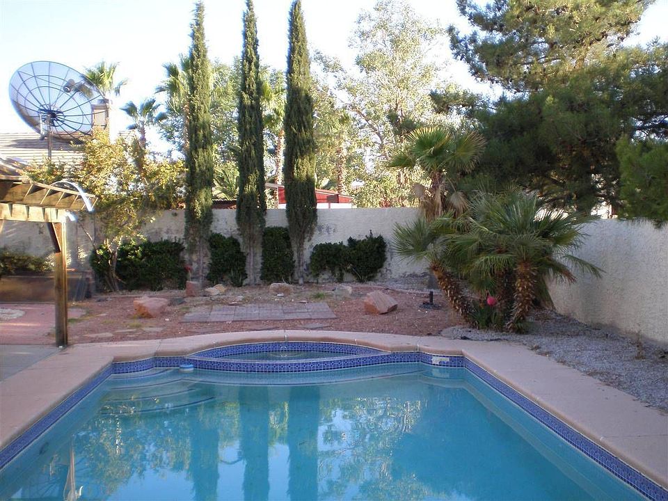 2nd image of 51 Reyburn Dr