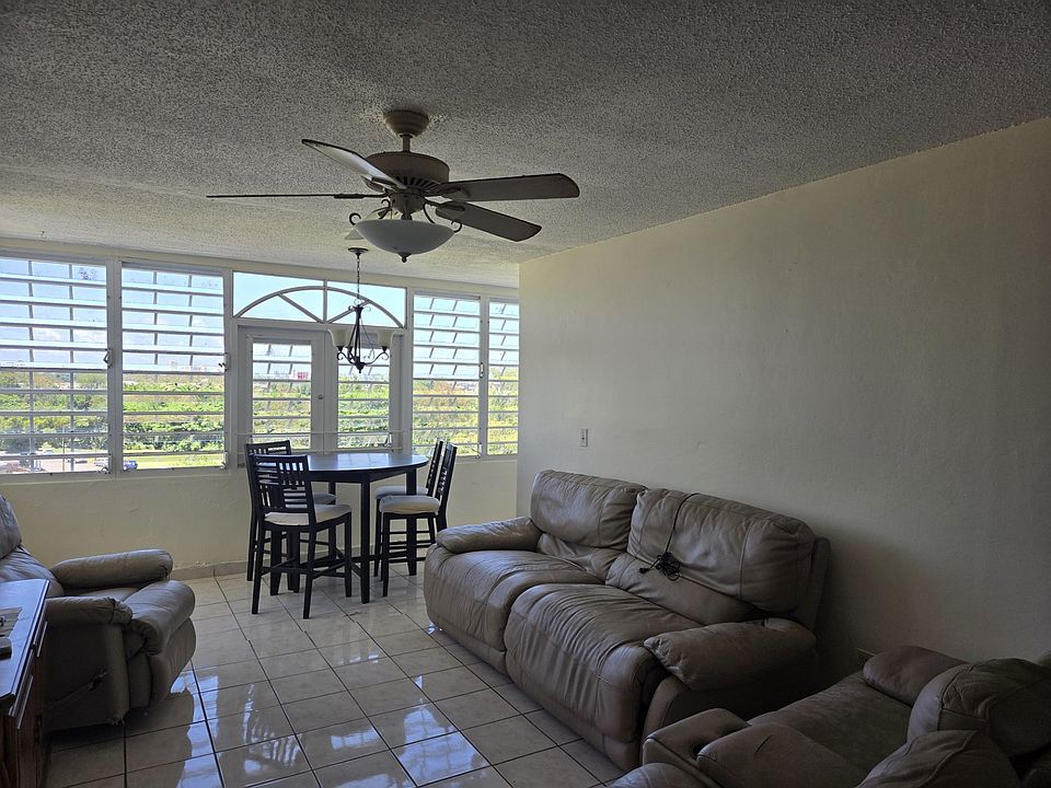 2nd image of 3 Avenida Laguna Gardens Gdn #5L
