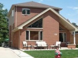 2832 W 100th St, Evergreen Park, IL