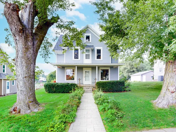 2006 Washington St, Elk Horn, IA 51531