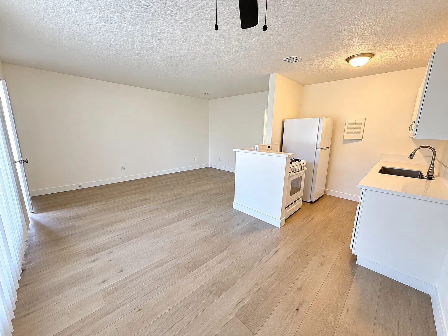 1 bed, $1,795 — Photo 3