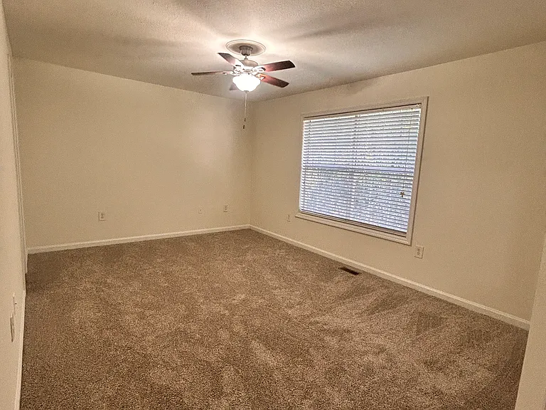 1021 Fords Pointe Cir #1021 — Photo 13