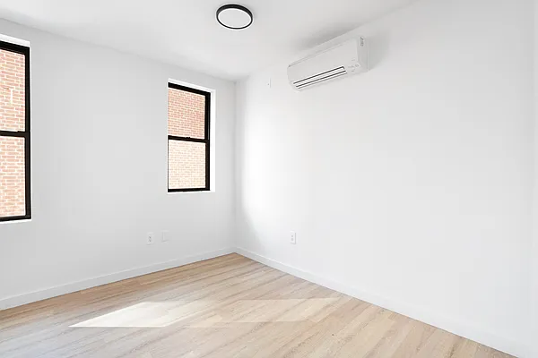 Rented by Nolita Group | media 12