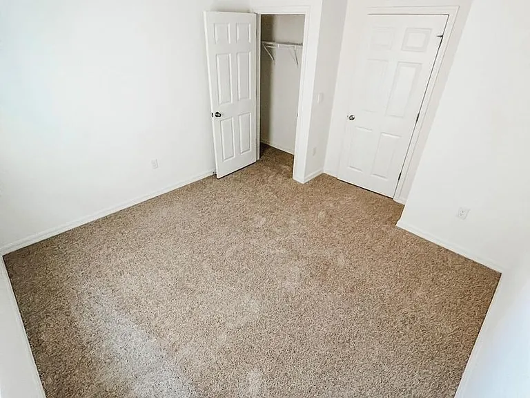 3722 Coachman Ln SE — Photo 7