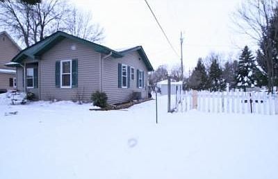 1st image of 710 2nd Ave SW