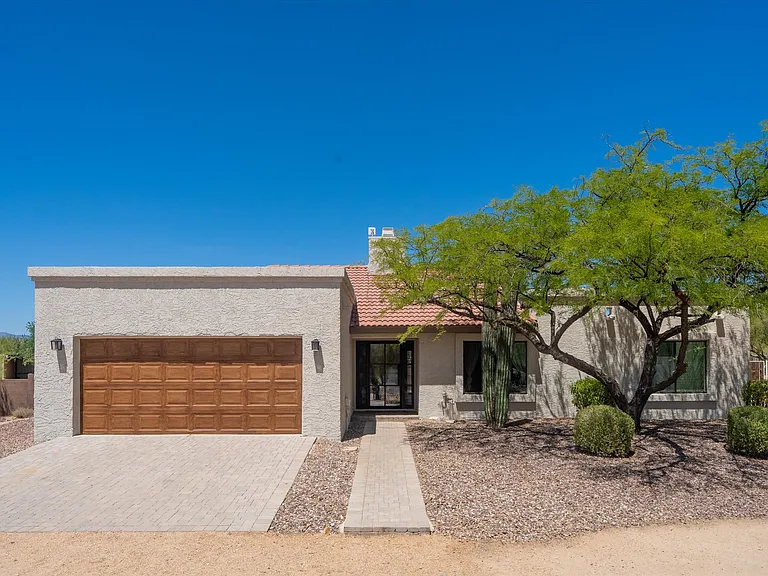 6006 E Wildcat Dr — Photo 2