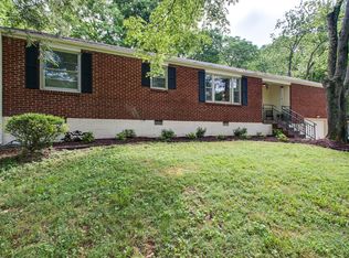 572 Valleywood Dr, Nashville, TN 37211