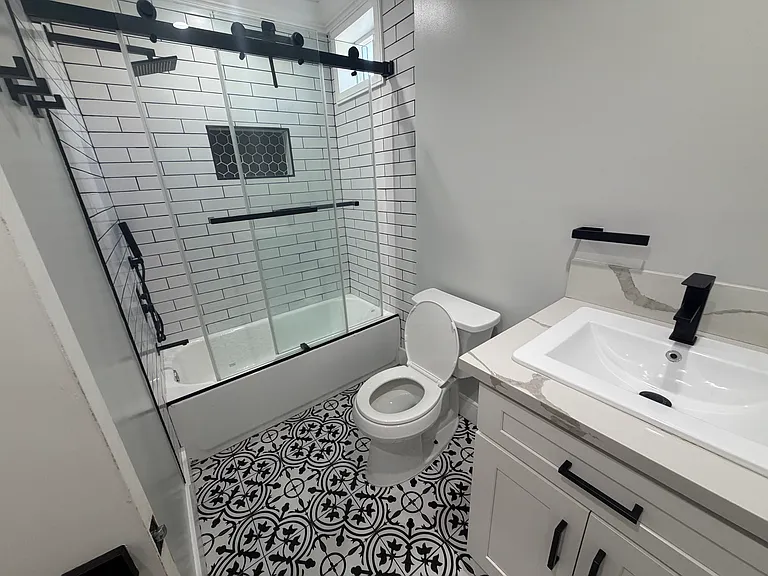 8427 San Carlos Ave — Photo 3