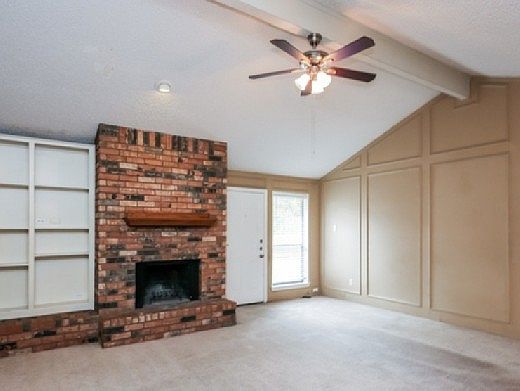 3rd image of 813 Katherine Ct #813