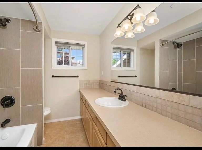 5820 N Moore St — Photo 19