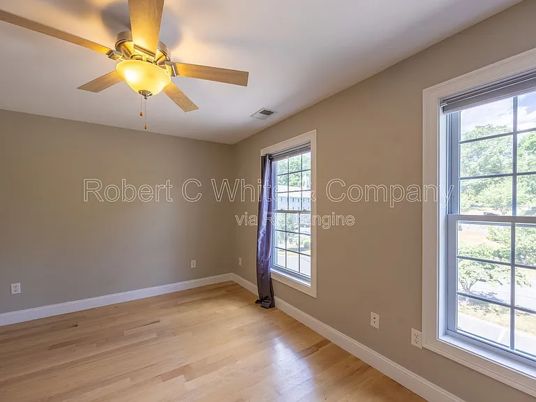 28 Armstrong Rd #C21 — Photo 22