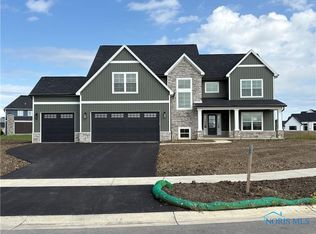 122 Old Dover Rd, Perrysburg, OH