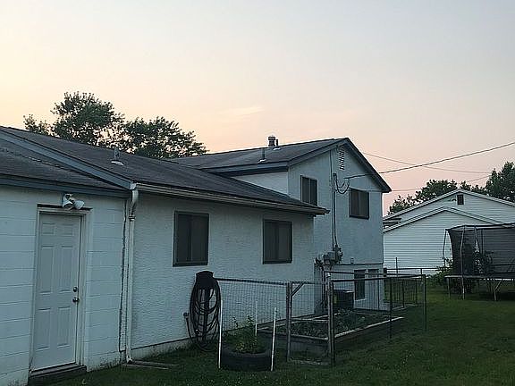 2nd image of 2580 Caralee Pl