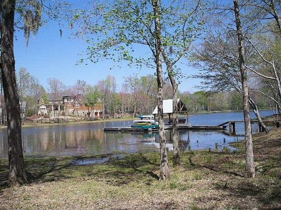 2nd image of 1578 River Island Pkwy