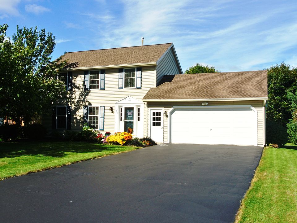 1st image of 679 Brookeville Dr