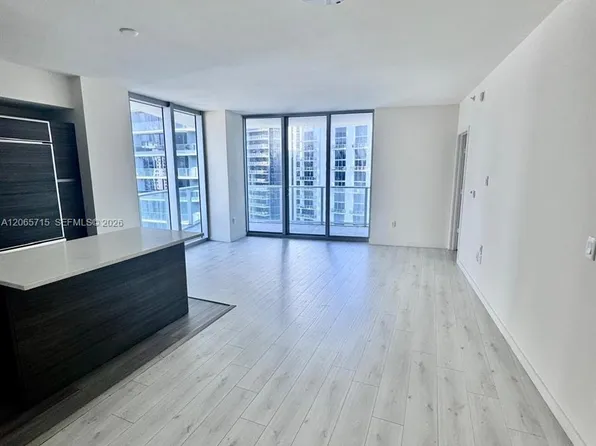 1100 S Miami Ave #3010, Miami, FL 33131