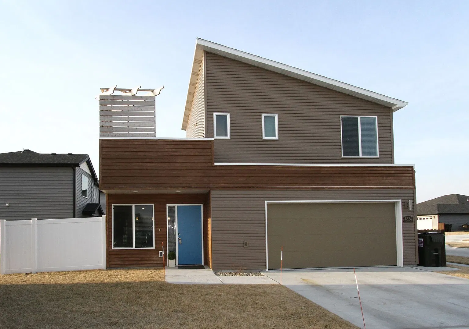 Almost new Townhouse — Photo 1