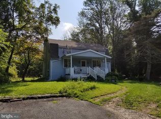 2949 Upper Ridge Rd, Pennsburg, PA 18073