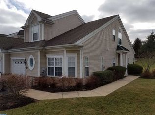 23 Dresner Cir, Upper Chichester, PA 19061