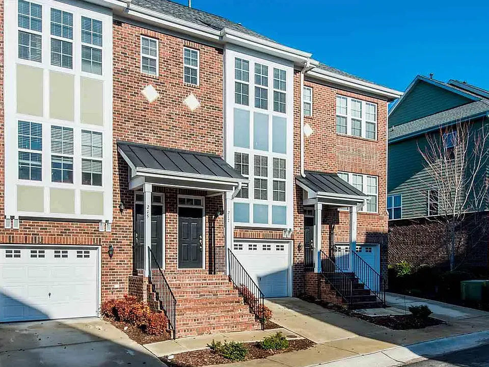 215 Dove Cottage Ln