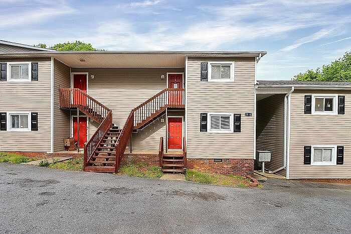 1st image of 1326 N Frye Ave #G