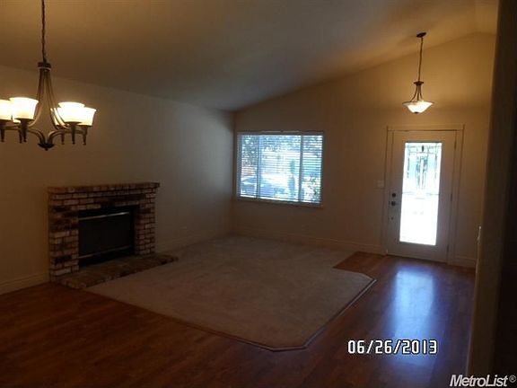 2nd image of 340 El Capitan Dr