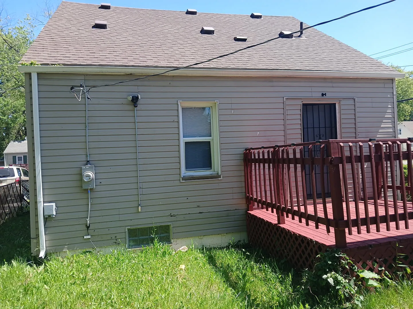 3 bed, 1.5 bath, 1200 sqft, $1,250 — Photo 3