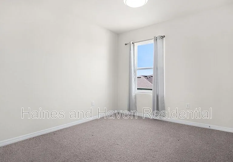 4027 Alissa Ln — Photo 30