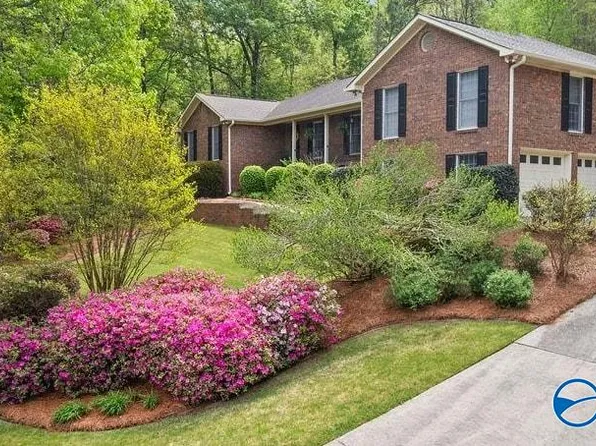 112 Ridgecrest Rd, Gadsden, AL 35901