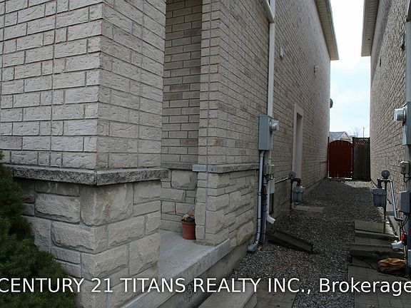 2nd image of 23 Destino Cres
