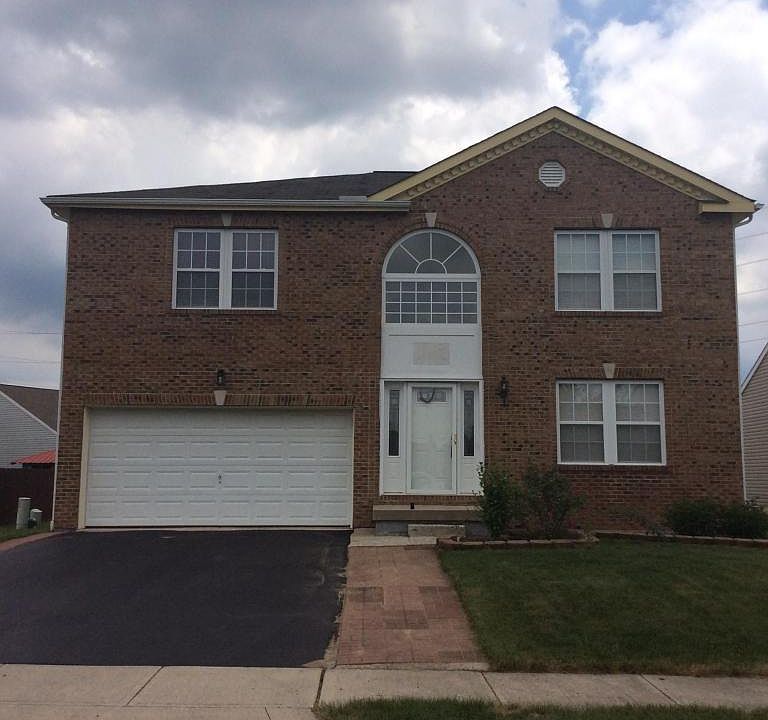 1st image of 5240 Gobel Dr
