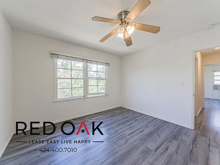 1119 Cardiff Ave #4 — Photo 14